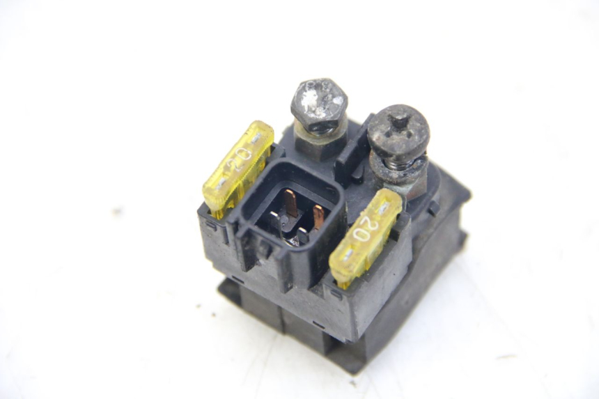 photo de RELÉ DE PARTIDA SUZUKI UH BURGMAN 125 (2002 - 2006) - Zoom do estado de desgaste
