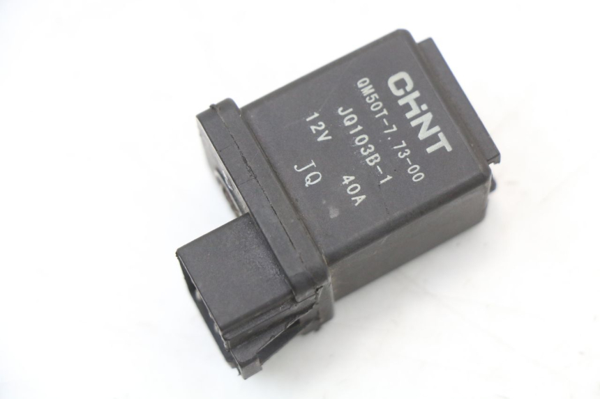 photo de RELÉ DE PARTIDA PEUGEOT V-CLIC VCLIC 50 (2007 - 2013) - Detalhe da peça