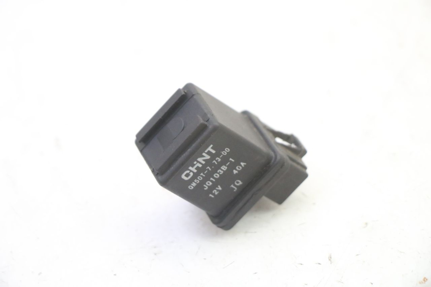 photo de RELÉ DE PARTIDA PEUGEOT V-CLIC VCLIC 50 (2007 - 2013) - Detalhe da peça