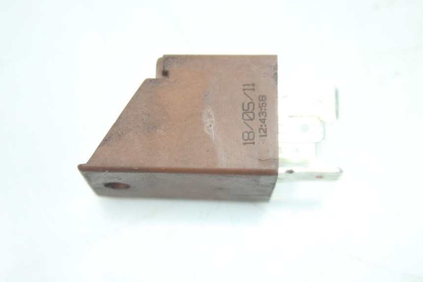 photo de RELÉ DE PARTIDA PIAGGIO VESPA S 2T 50 (2007 - 2014) - Detalhe da peça