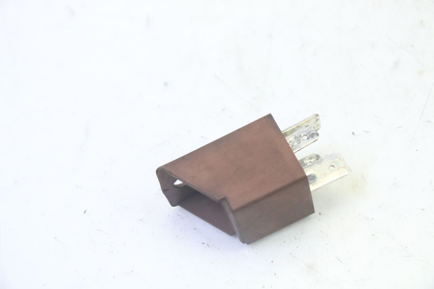 photo de RELÉ DE PARTIDA PIAGGIO VESPA S 2T 50 (2007 - 2014) - Zoom do estado de desgaste