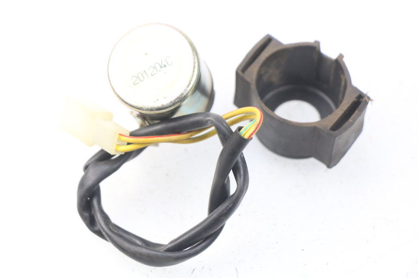 photo de RELÉ DE PARTIDA EUROCKA VIRTUALITY GT 4T 50 (2011 - 2017) - Zoom do estado de desgaste
