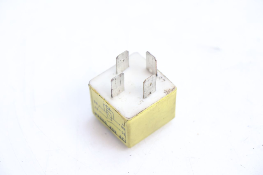 photo de RELÉ DE PARTIDA PEUGEOT VIVACITY 50 (2004 - 2009) - Zoom do estado de desgaste
