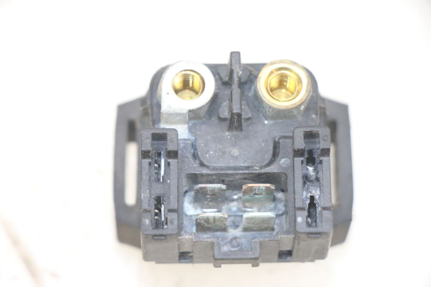 photo de RELÉ DE PARTIDA YAMAHA X-MAX XMAX 250 (2006 - 2009) - Outro ângulo de visão