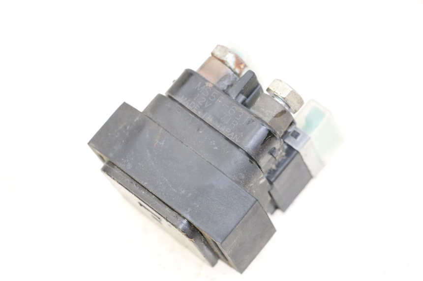 photo de RELÉ DE PARTIDA YAMAHA XMAX X-MAX 125 (2006 - 2009) - Zoom do estado de desgaste