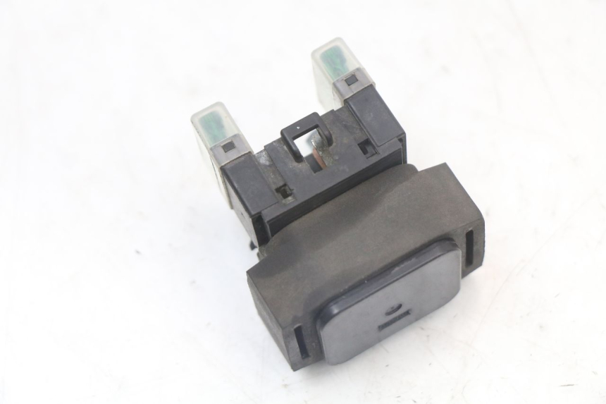 photo de RELÉ DE PARTIDA YAMAHA X-MAX XMAX 250 (2006 - 2009) - Outro ângulo de visão