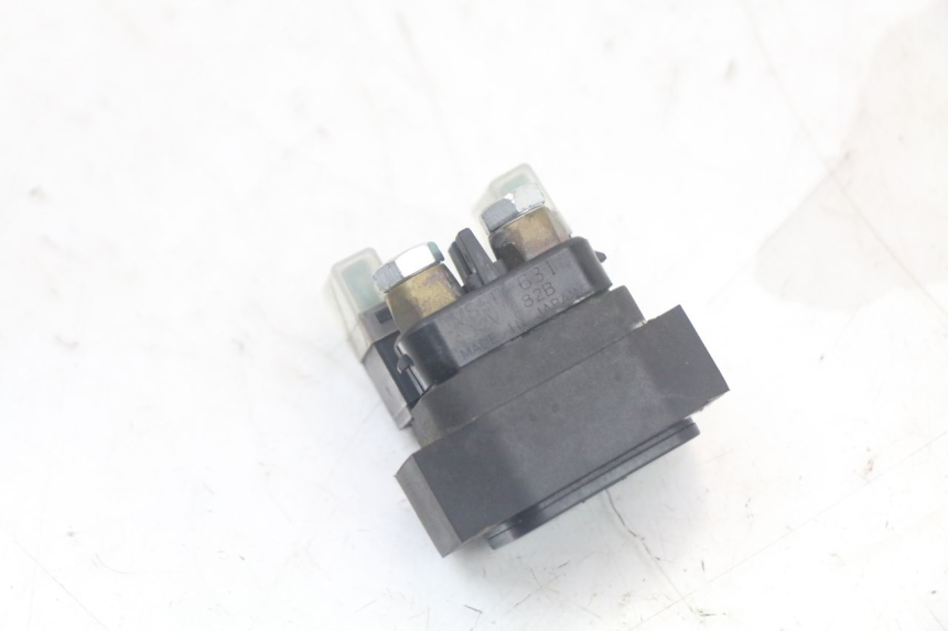 photo de RELÉ DE PARTIDA YAMAHA XMAX X-MAX 125 (2006 - 2009) - Zoom do estado de desgaste