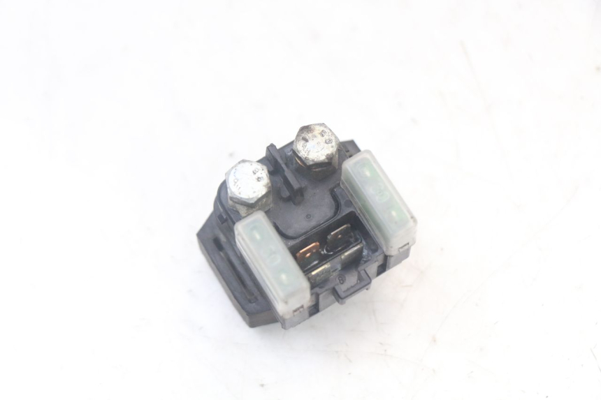 photo de RELÉ DE PARTIDA YAMAHA XMAX X-MAX 125 (2006 - 2009) - Zoom do estado de desgaste