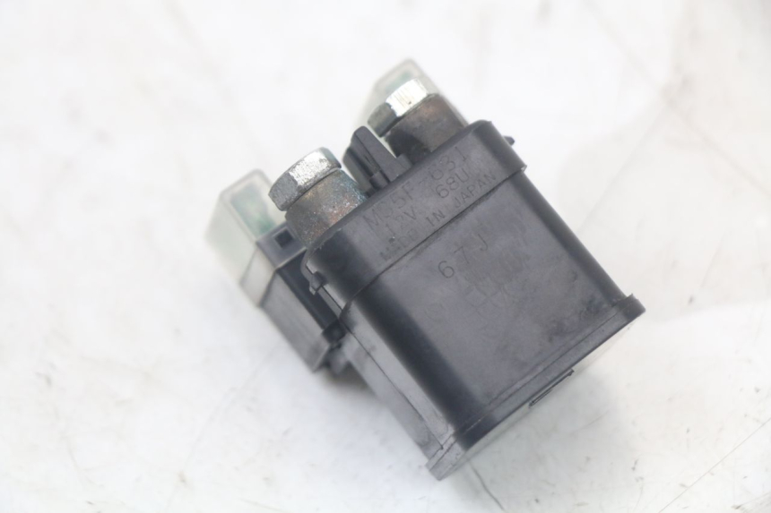 photo de RELÉ DE PARTIDA YAMAHA XMAX X-MAX 125 (2006 - 2009) - Zoom do estado de desgaste