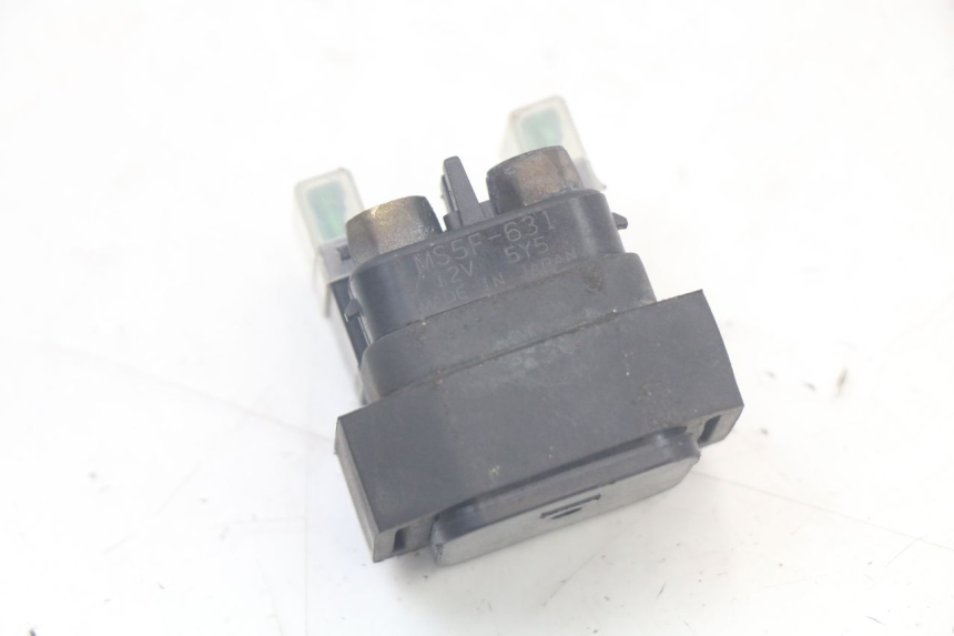 photo de RELÉ DE PARTIDA YAMAHA XMAX X-MAX 125 (2006 - 2009) - Zoom do estado de desgaste