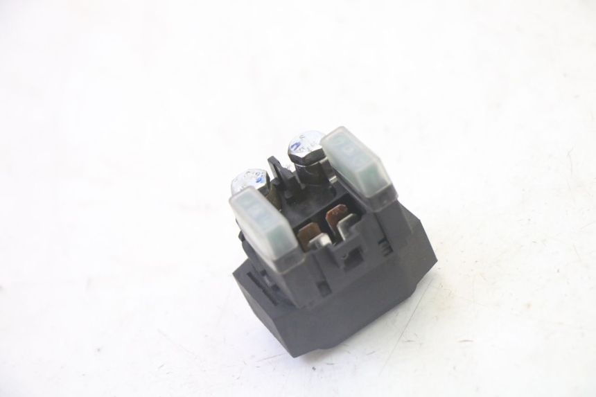 photo de RELÉ DE PARTIDA YAMAHA X-MAX XMAX 125 (2010 - 2013) - Outro ângulo de visão
