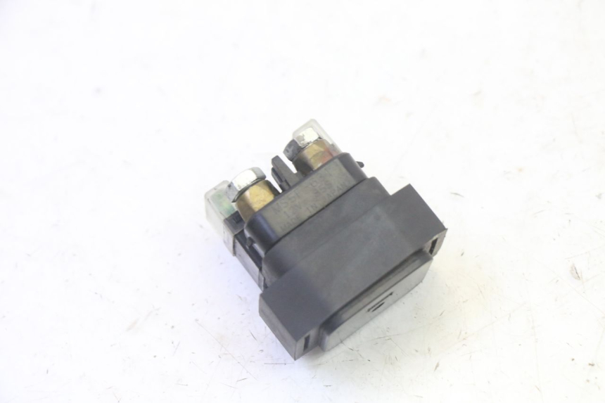 photo de RELÉ DE PARTIDA YAMAHA X-MAX XMAX 250 (2006 - 2009) - Zoom do estado de desgaste