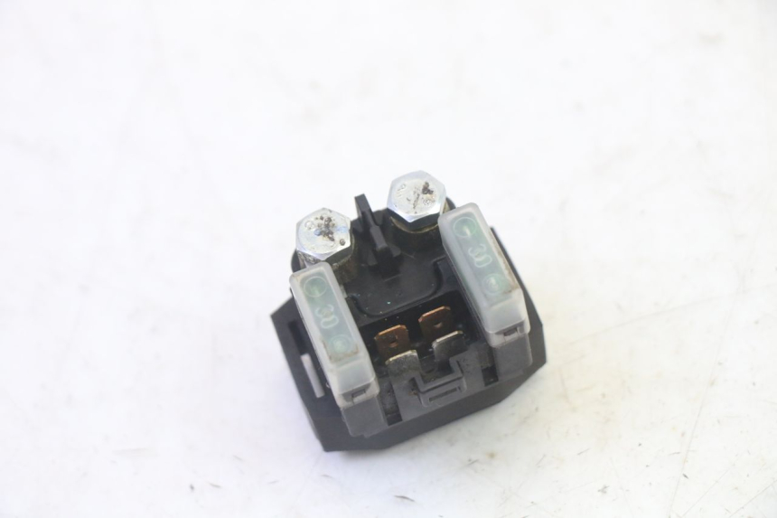 photo de RELÉ DE PARTIDA YAMAHA X-MAX XMAX 250 (2006 - 2009) - Outro ângulo de visão