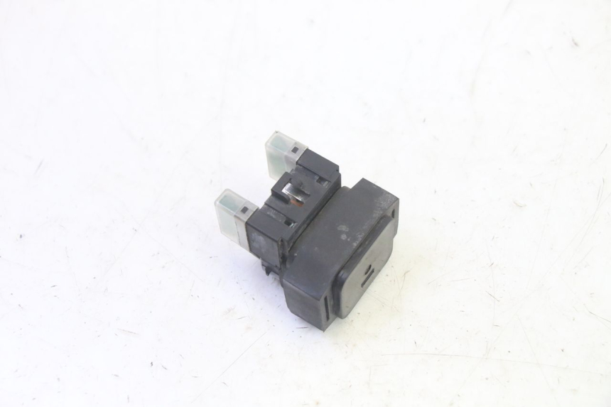photo de RELÉ DE PARTIDA YAMAHA X-MAX XMAX 125 (2010 - 2013) - Zoom do estado de desgaste