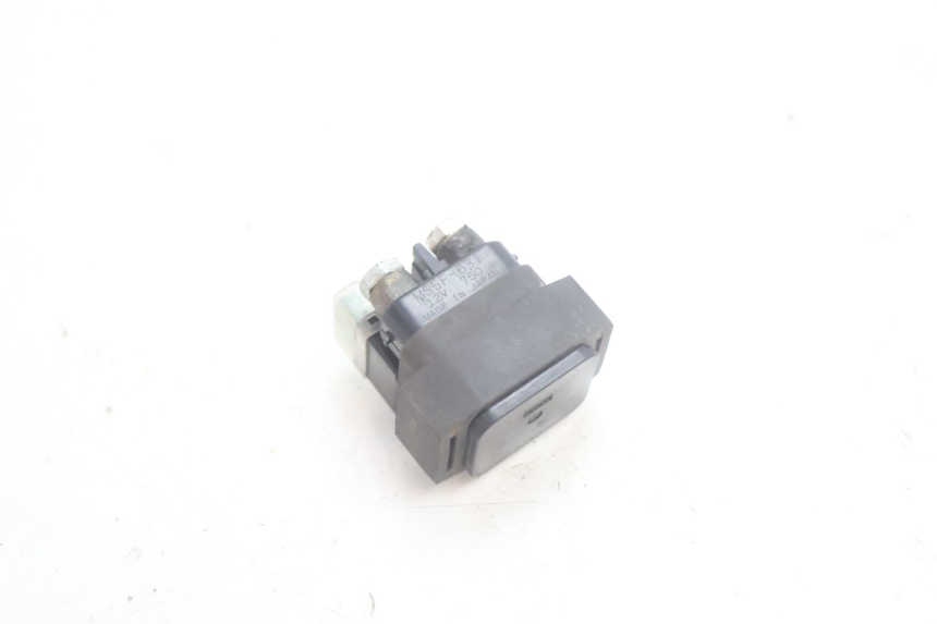 photo de RELÉ DE PARTIDA YAMAHA XMAX X-MAX 125 (2006 - 2009) - Zoom do estado de desgaste