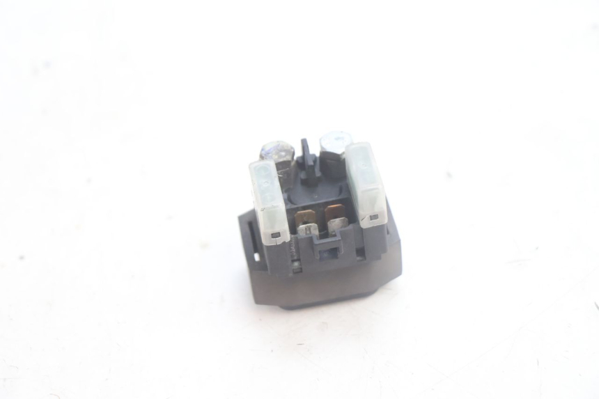 photo de RELÉ DE PARTIDA YAMAHA XMAX X-MAX 125 (2006 - 2009) - Outro ângulo de visão