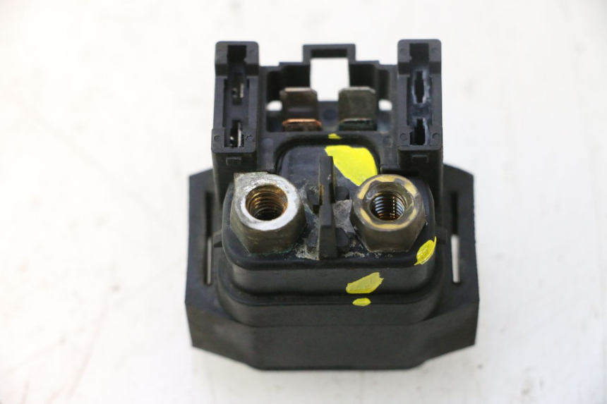 photo de RELÉ DE PARTIDA YAMAHA X-MAX XMAX 125 (2010 - 2013) - Outro ângulo de visão