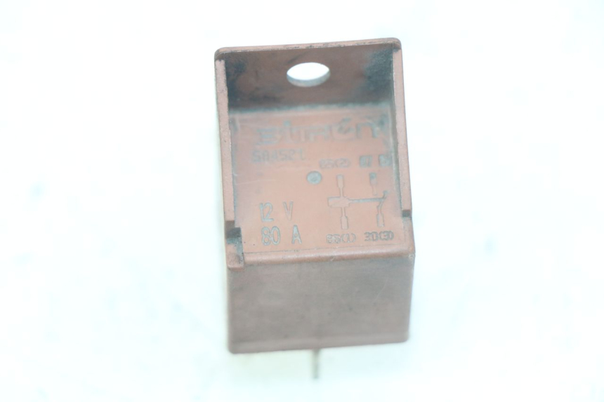 photo de RELÉ DE PARTIDA PIAGGIO X8 125 (2004 - 2007) - Zoom do estado de desgaste
