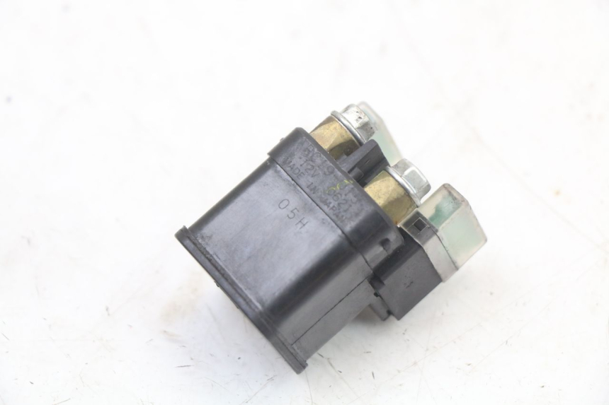 photo de RELÉ DE PARTIDA YAMAHA XJ6 ABS 600 (2008 - 2016) - Zoom do estado de desgaste