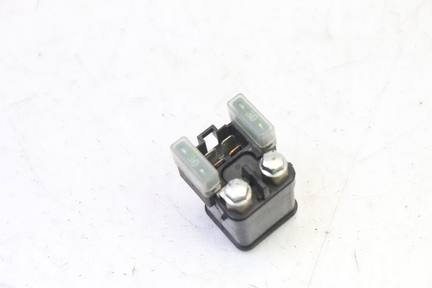 photo de RELÉ DE PARTIDA YAMAHA XJ6 ABS 600 (2008 - 2016) - Detalhe da peça