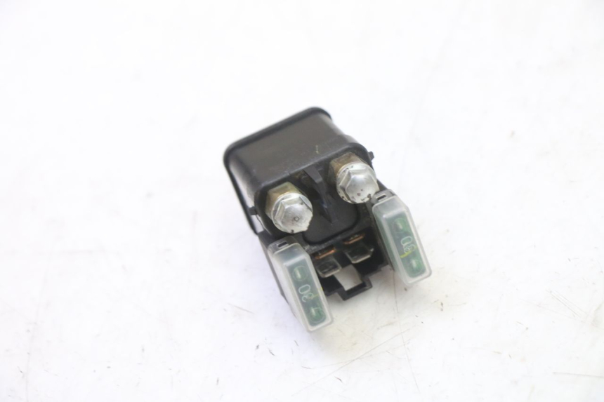 photo de RELÉ DE PARTIDA YAMAHA XJ6 ABS 600 (2008 - 2016) - Zoom do estado de desgaste