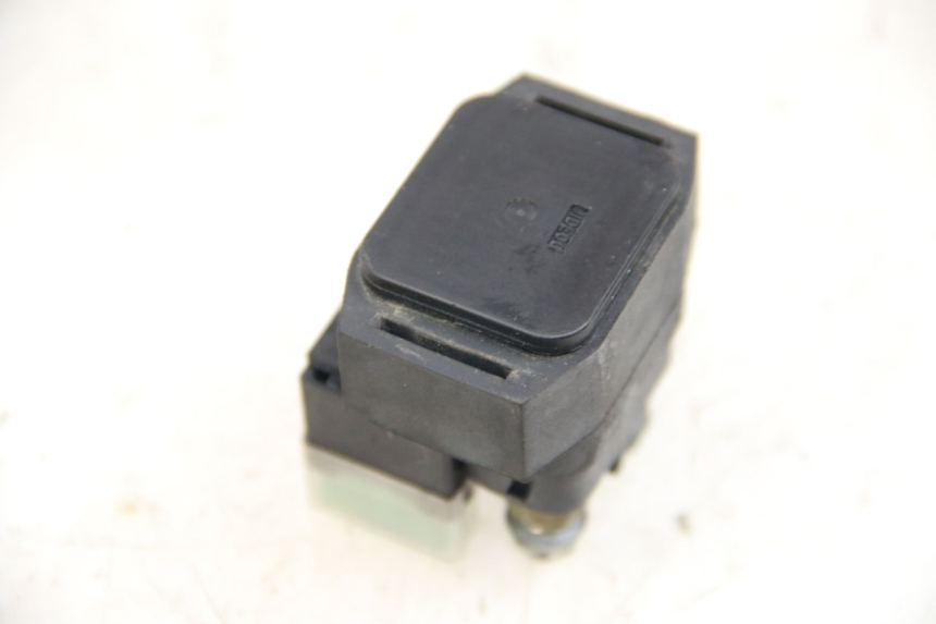 photo de RELÉ DE PARTIDA YAMAHA XP T-MAX TMAX 500 (2004 - 2007) - Zoom do estado de desgaste