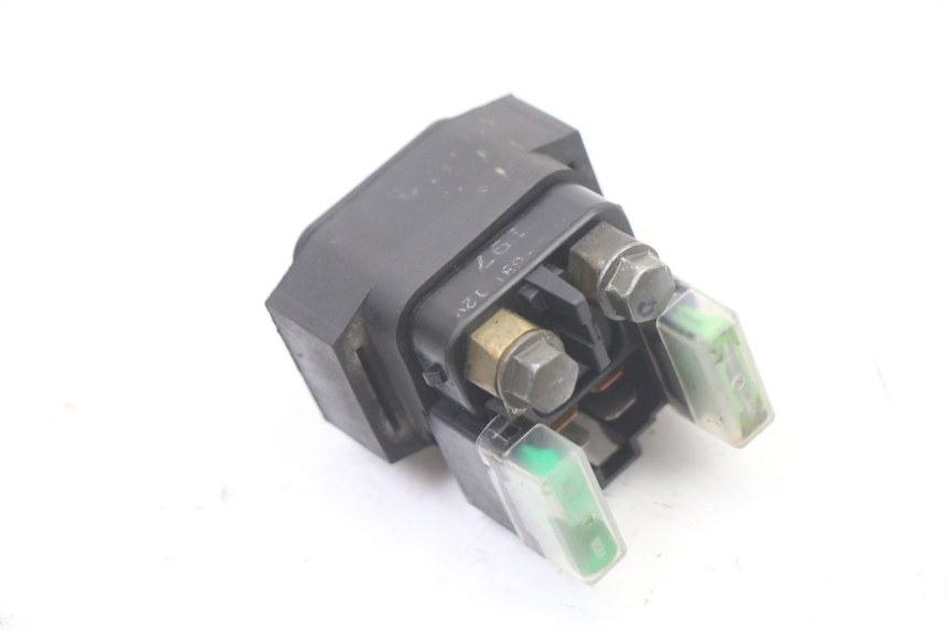 photo de RELÉ DE PARTIDA YAMAHA FZS FAZER 600 (2001 - 2003) - Zoom do estado de desgaste
