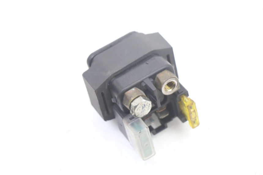 photo de RELÉ DE PARTIDA YAMAHA X-MAX XMAX ABS 250 (2010 - 2014) - Zoom do estado de desgaste
