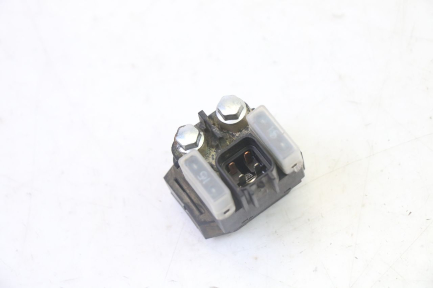 photo de RELÉ DE PARTIDA YAMAHA YFM GRIZZLY 550 (2008 - 2015) - Outro ângulo de visão