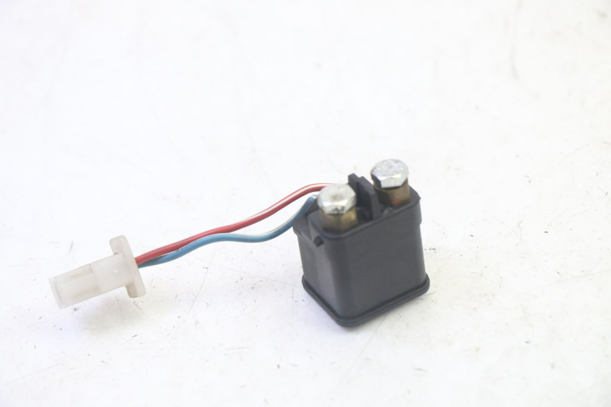 photo de RELÉ DE PARTIDA YAMAHA YP MAJESTY 125 (2007 - 2010) - Detalhe da peça