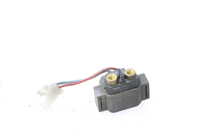 photo de RELÉ DE PARTIDA YAMAHA YP MAJESTY 125 (1998 - 2001) - Detalhe da peça
