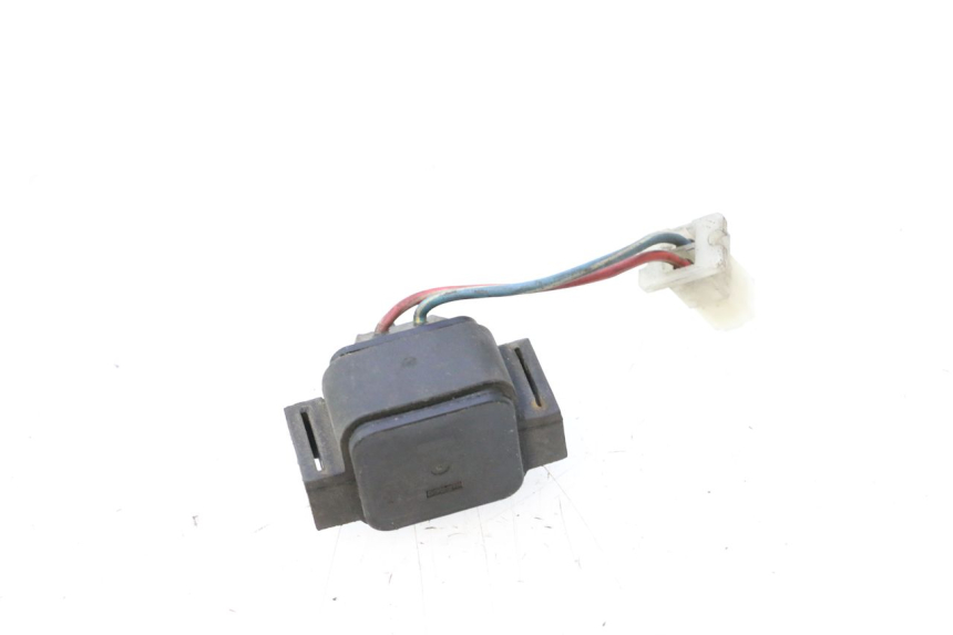 photo de RELÉ DE PARTIDA YAMAHA YP MAJESTY 125 (1998 - 2001) - Zoom do estado de desgaste