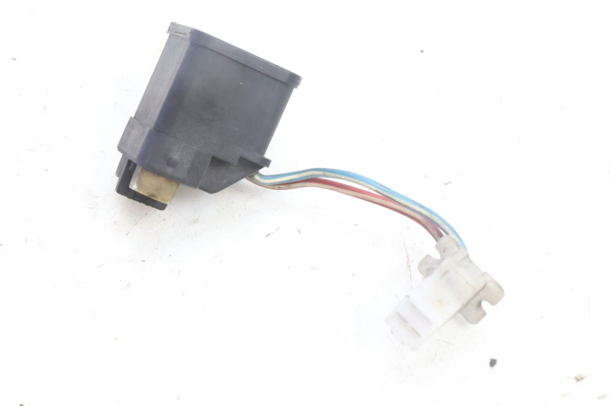 photo de RELÉ DE PARTIDA YAMAHA YP MAJESTY 125 (2007 - 2010) - Zoom do estado de desgaste