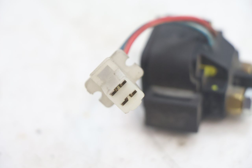 photo de RELÉ DE PARTIDA YAMAHA YP MAJESTY 125 (2002 - 2006) - Ampliação técnica