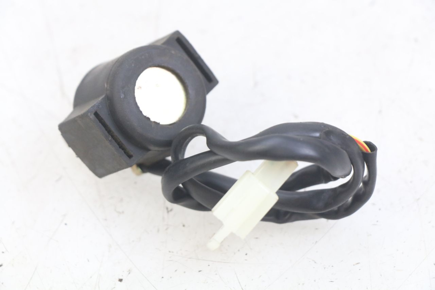 photo de RELÉ DE PARTIDA UNIVERSAL BIKE ZN50QT-11B 50 (2018 - 2021) - Detalhe da peça