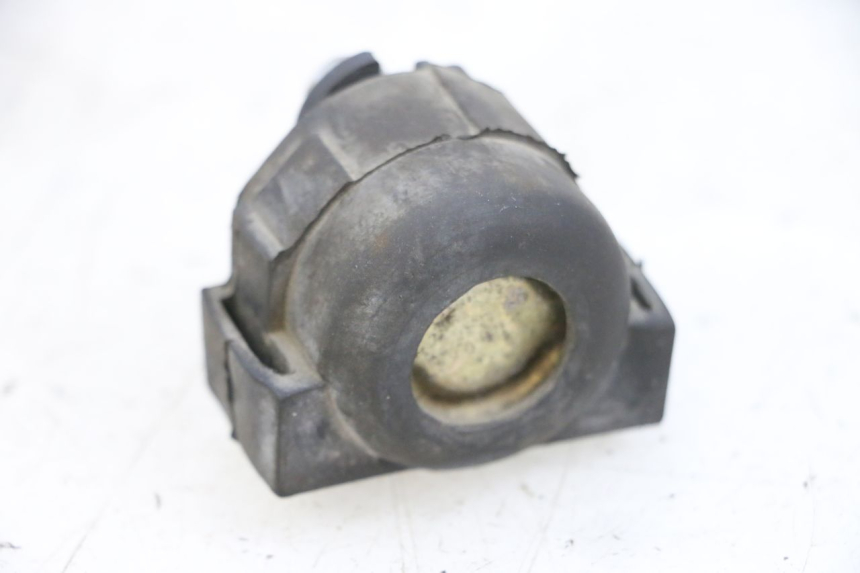 photo de RELÉ DE PARTIDA KAWASAKI ZR 7 750 (1999 - 2004) - Outro ângulo de visão