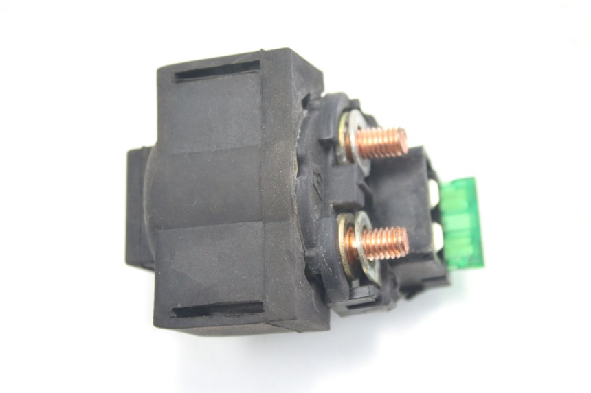 photo de RELÉ DE PARTIDA KAWASAKI ZZR 600 (1995 - 2004) - Zoom do estado de desgaste
