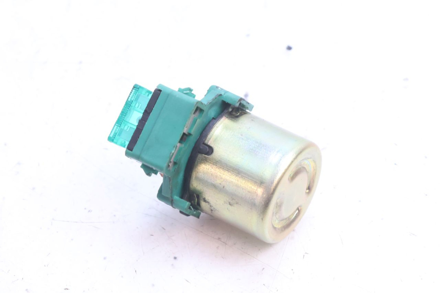 photo de RELÉ DE PARTIDA KAWASAKI ZZR 600 (1995 - 2004) - Outro ângulo de visão