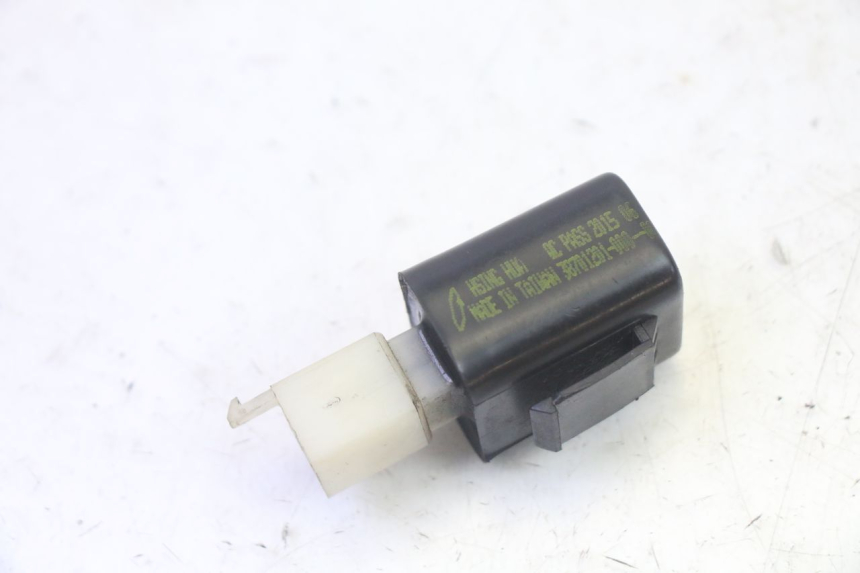 photo de RELÉ ELÉTRICO QUADRO 4 4D 350 (2015 - 2018) - Outro ângulo de visão