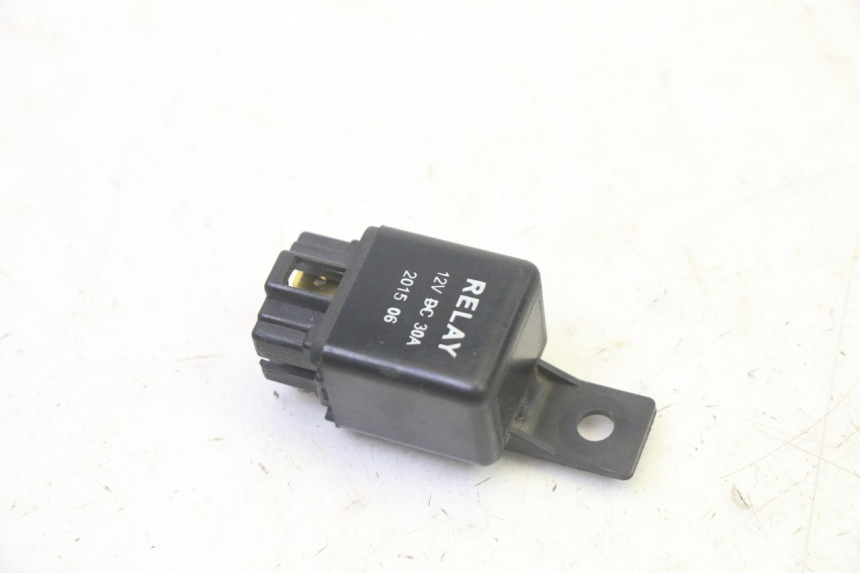 photo de RELÉ ELÉTRICO QUADRO 4 4D 350 (2015 - 2018) - Detalhe da peça