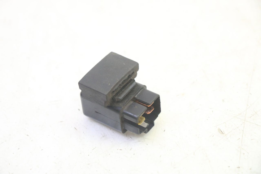 photo de RELÉ ELÉTRICO QUADRO 4 4D 350 (2015 - 2018) - Outro ângulo de visão