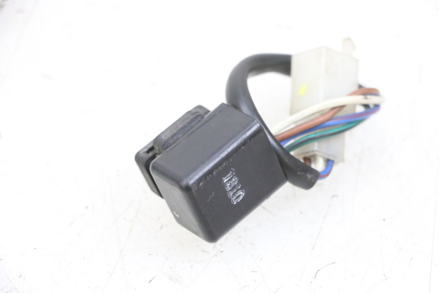photo de RELÉ ELÉTRICO ADIVA AD3 300 (2014 - 2020) - Detalhe da peça