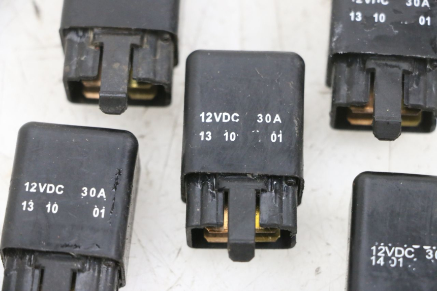 photo de RELÉ ELÉTRICO ADIVA AD3 300 (2014 - 2020) - Outro ângulo de visão