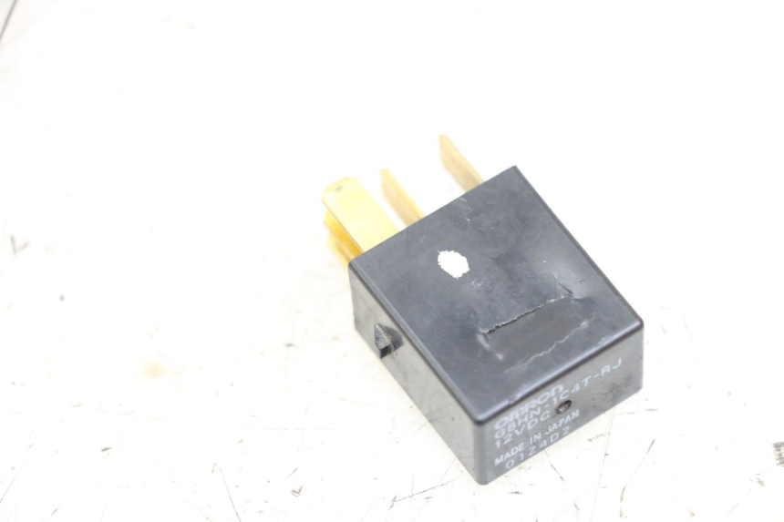 photo de RELÉ ELÉTRICO SUZUKI ADDRESS 110 (2015 - 2020) - Zoom do estado de desgaste