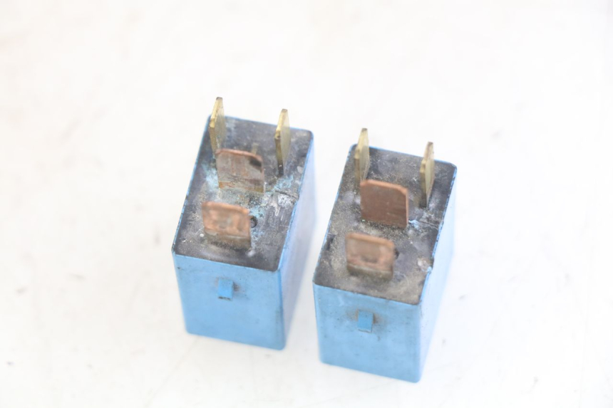 photo de RELÉ ELÉTRICO NECO ALEXONE 125 (2017 - 2024) - Zoom do estado de desgaste