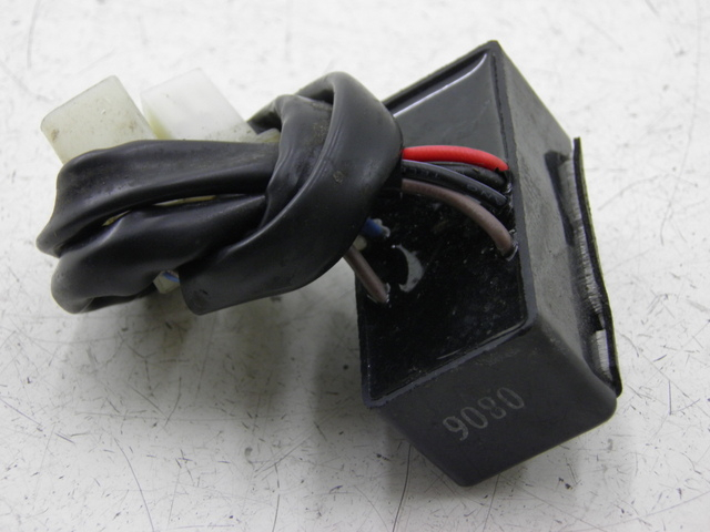 photo de RELÉ ELÉTRICO BHM REVENGER 50 (2009 - 2015) - Detalhe da peça