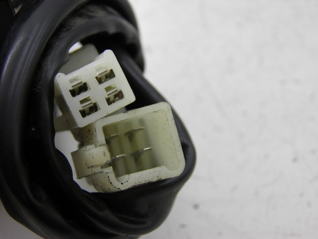 photo de RELÉ ELÉTRICO BHM REVENGER 50 (2009 - 2015) - Zoom do estado de desgaste