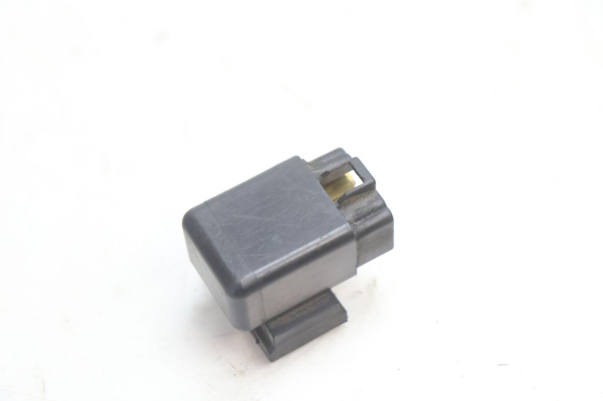 photo de RELÉ ELÉTRICO MBK BOOSTER SPIRIT 50 (1996 - 1999) - Detalhe da peça