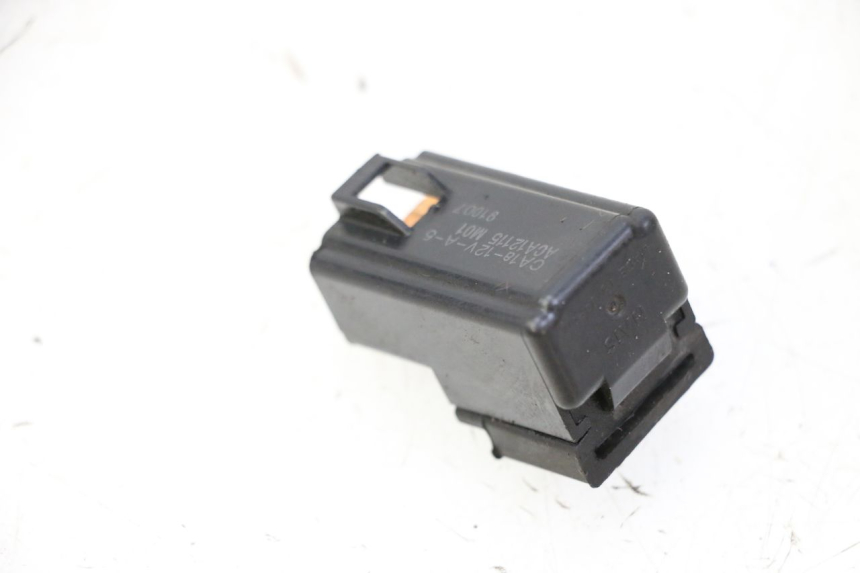 photo de RELÉ ELÉTRICO SUZUKI BURGMAN 125 (2007 - 2014) - Detalhe da peça