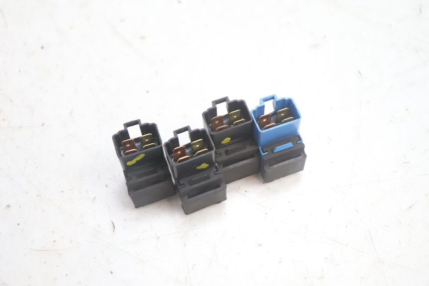 photo de RELÉ ELÉTRICO SUZUKI BURGMAN EXECUTIVE ABS 650 (2006 - 2012) - Ampliação técnica